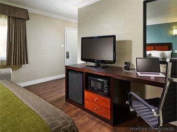 Motel American 3*